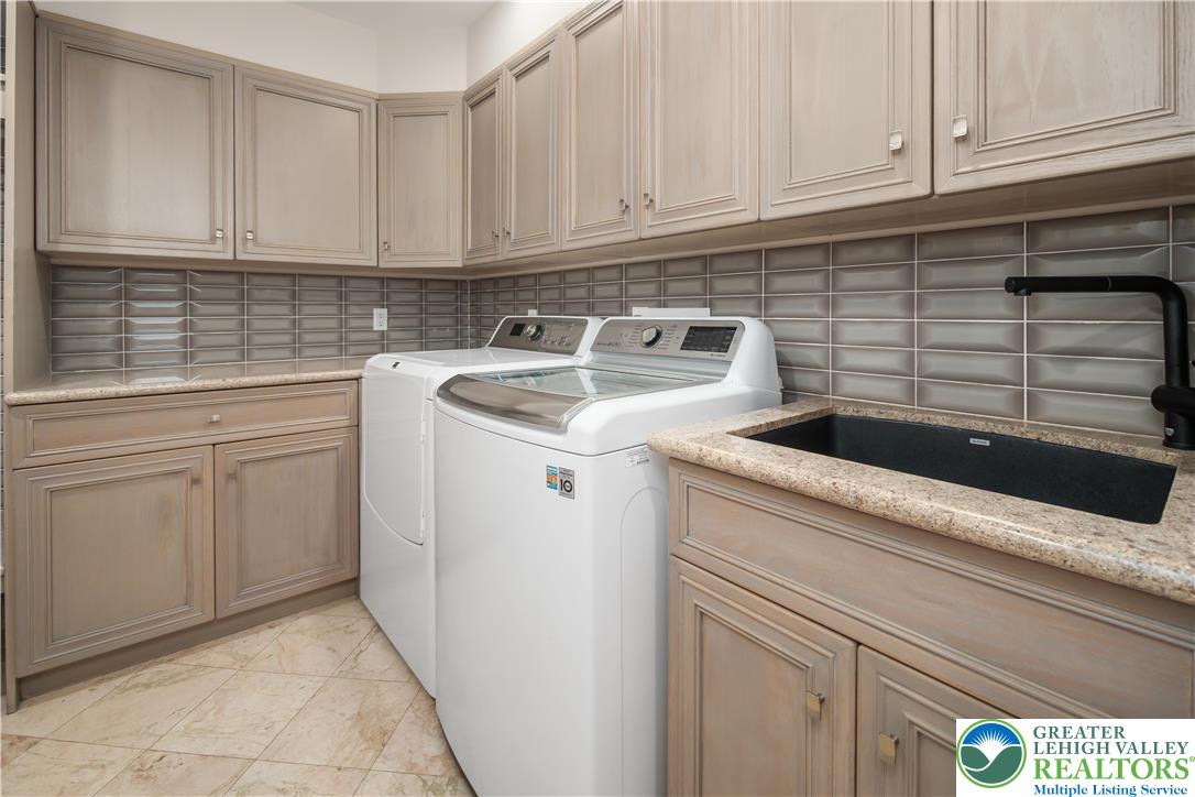 4250 Raynessa Court