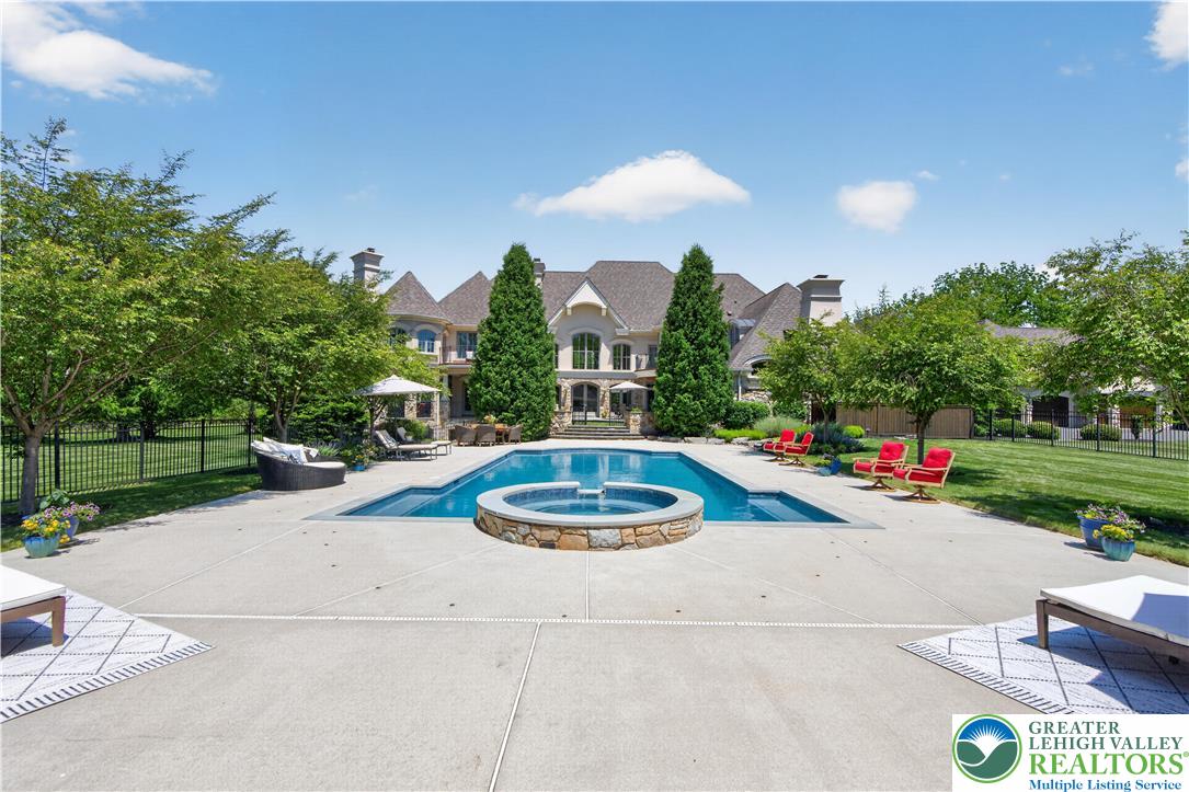 1731 Red Hawk Way