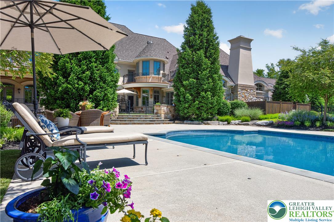1731 Red Hawk Way