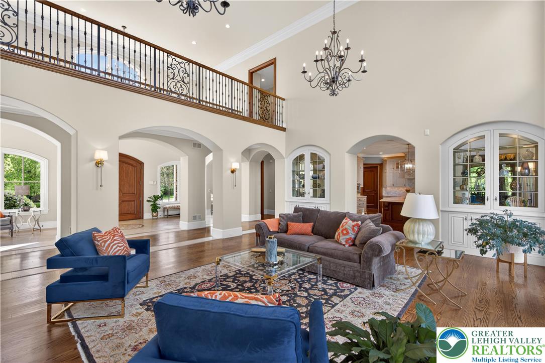 1731 Red Hawk Way