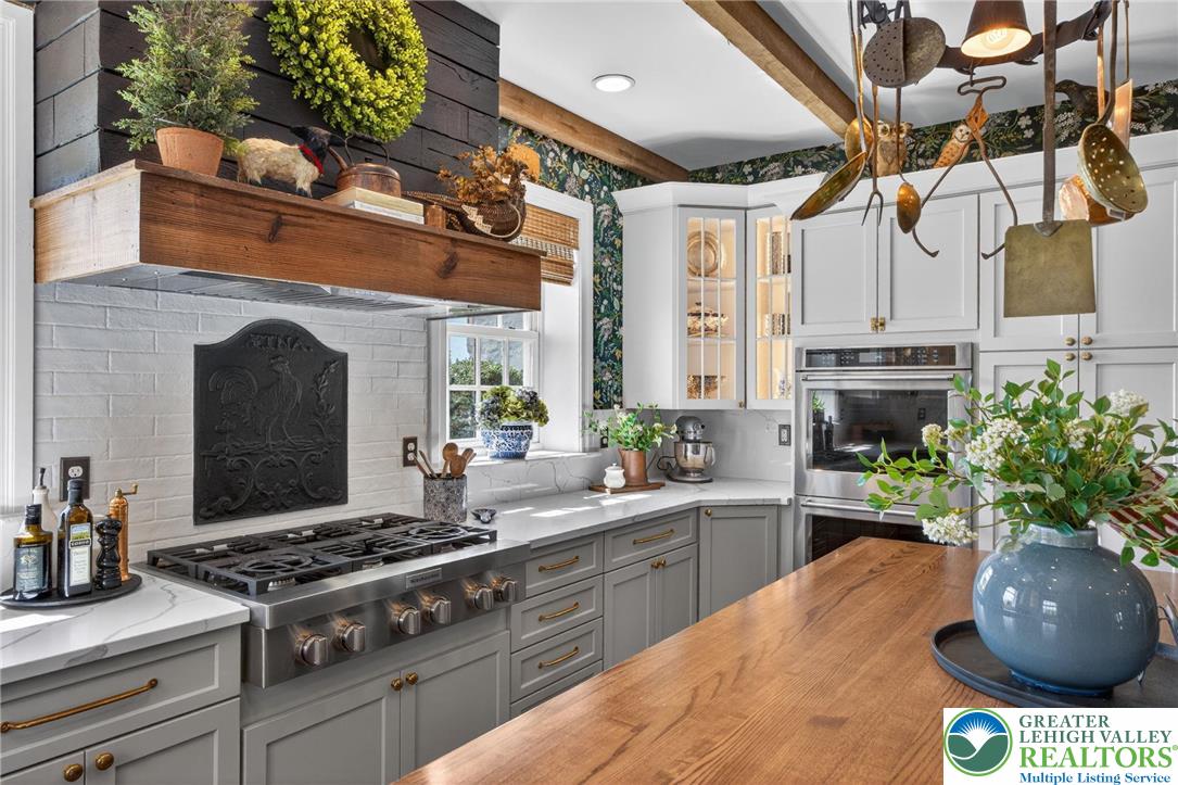 6370 Boyertown PIKE