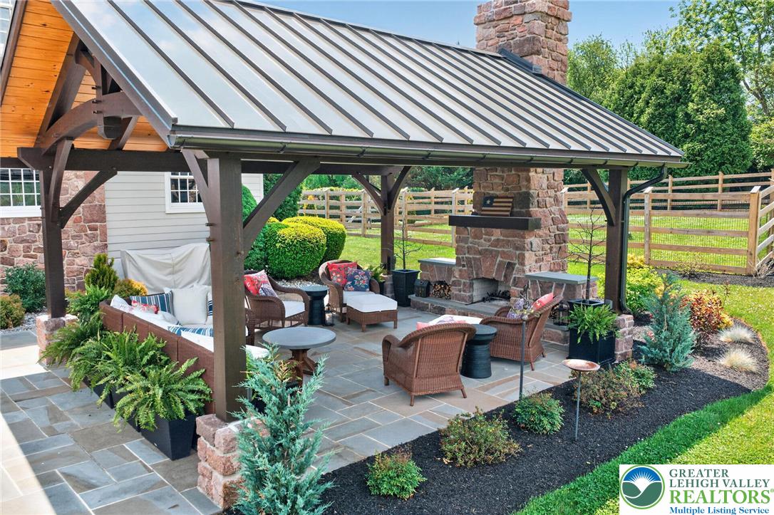 6370 Boyertown PIKE