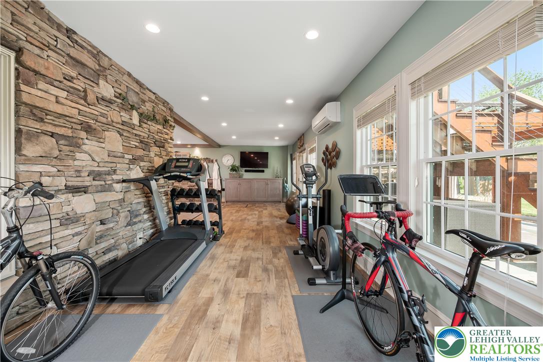 5136 Old Carriage Road