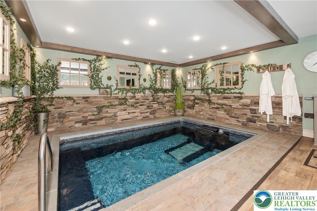 5136 Old Carriage Road