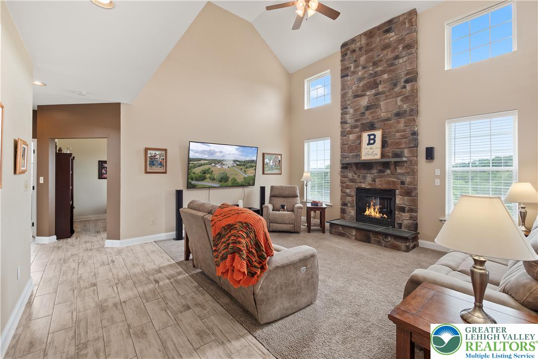 2912 Silver Creek Circle