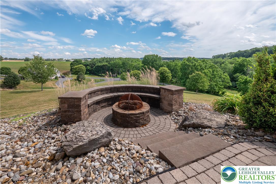 2912 Silver Creek Circle