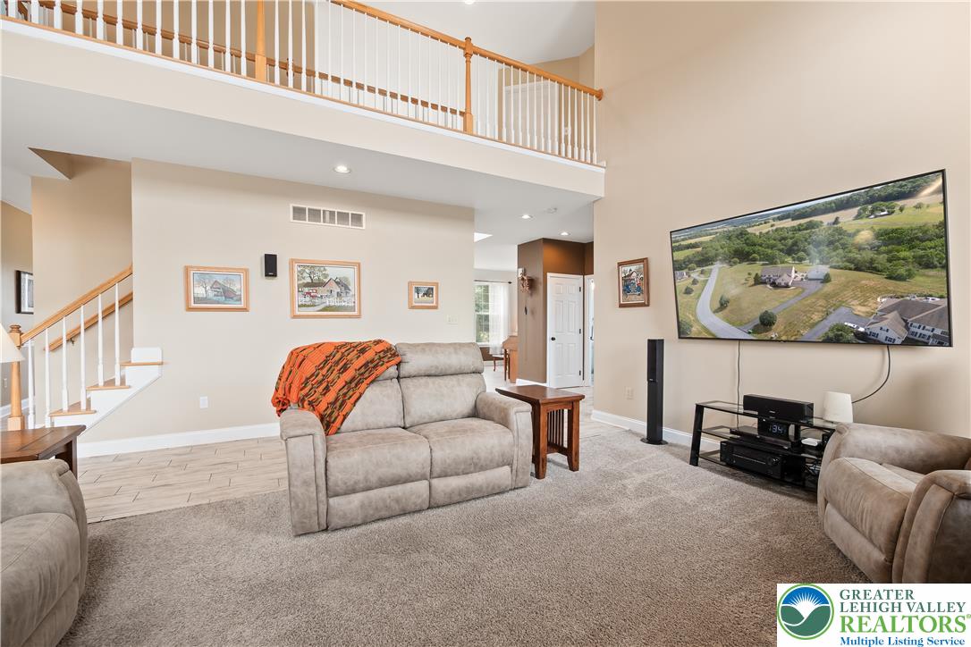 2912 Silver Creek Circle