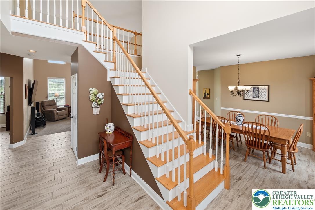2912 Silver Creek Circle