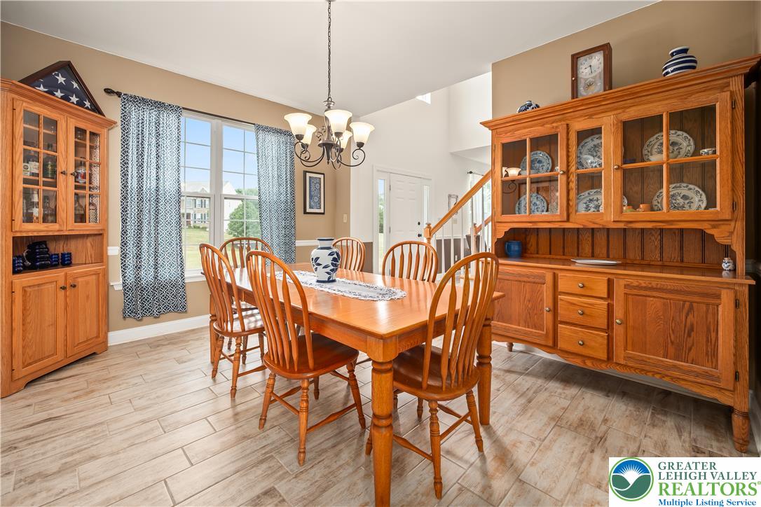 2912 Silver Creek Circle