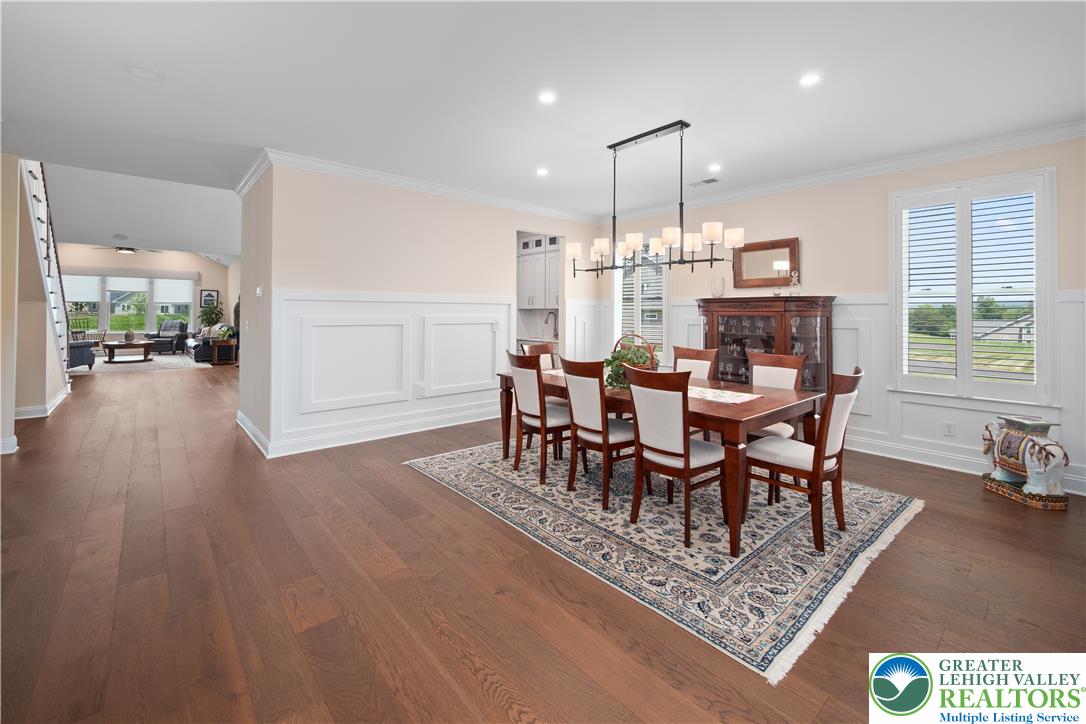 7733 Valor Drive