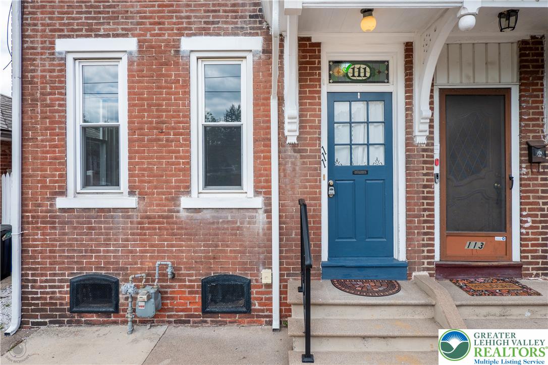 111 E Garrison Street