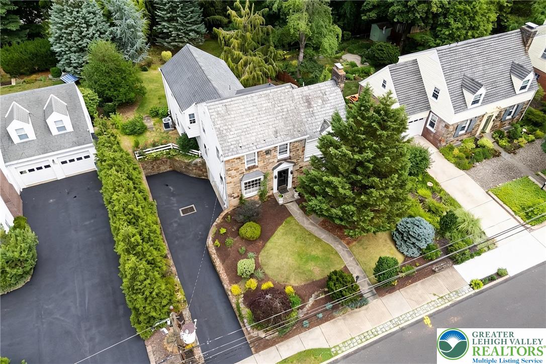 1020 Highland Avenue