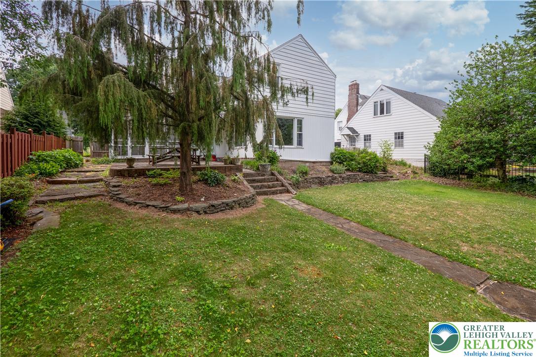 1020 Highland Avenue