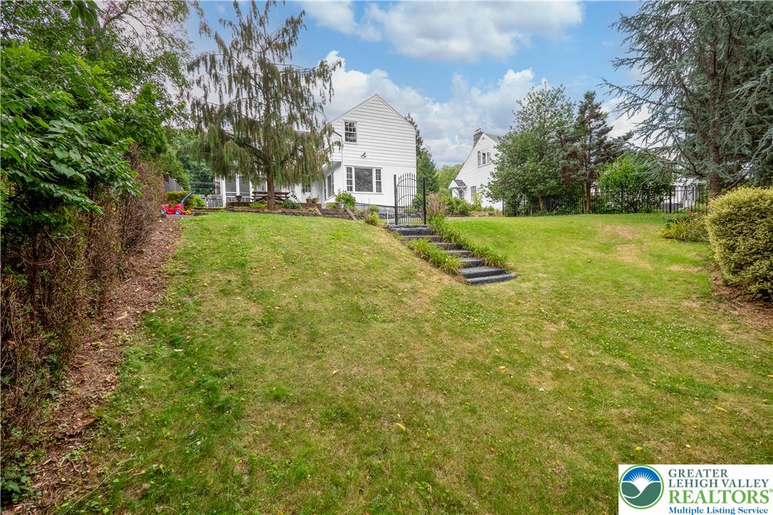 1020 Highland Avenue