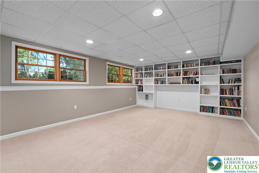 4807 Leeds Court