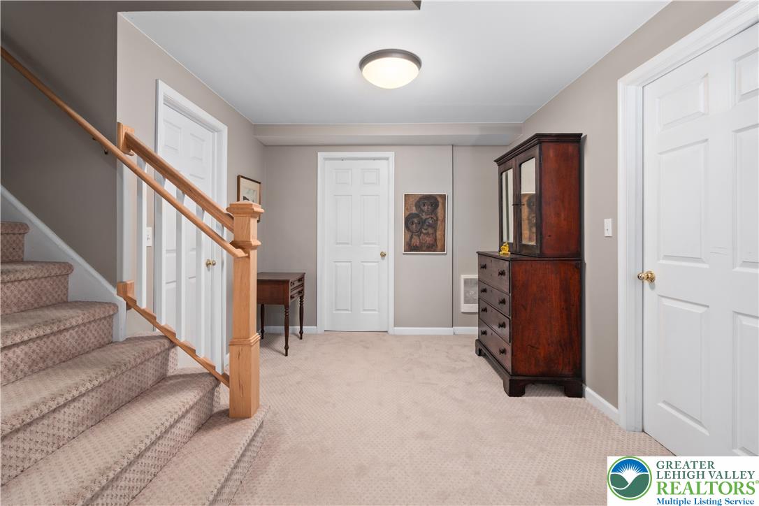 4807 Leeds Court