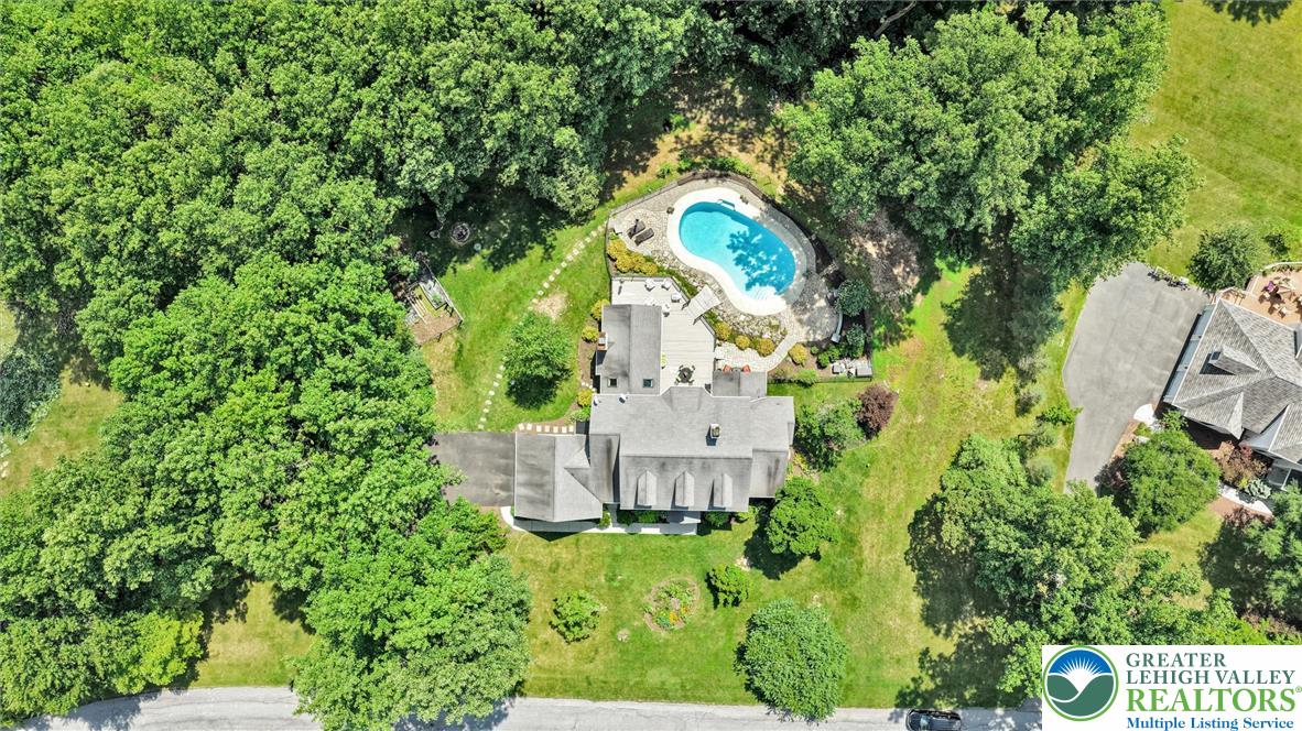 2475 Woodland Hills Court
