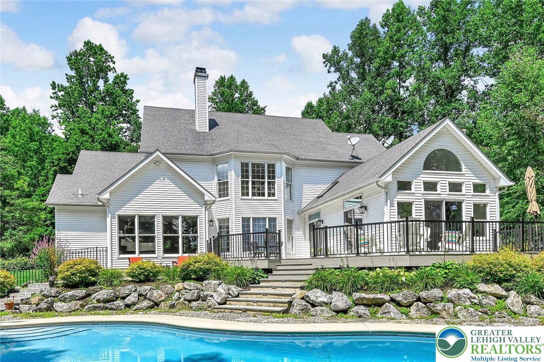 2475 Woodland Hills Court