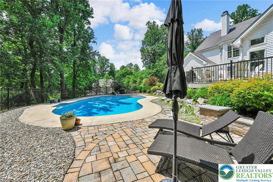 2475 Woodland Hills Court