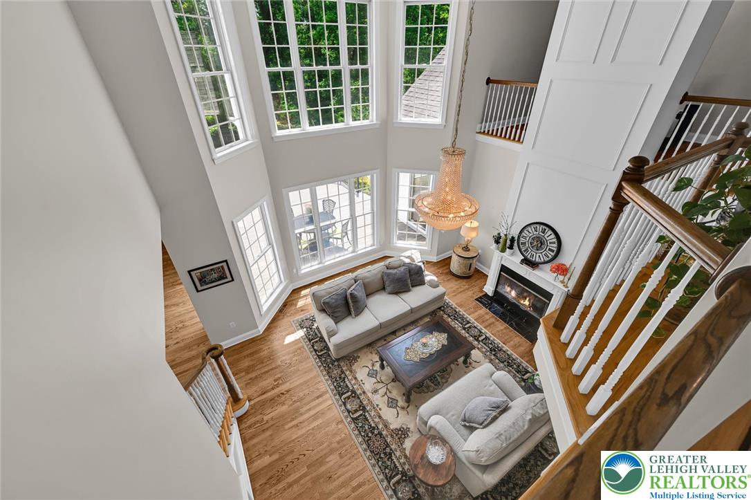 2475 Woodland Hills Court