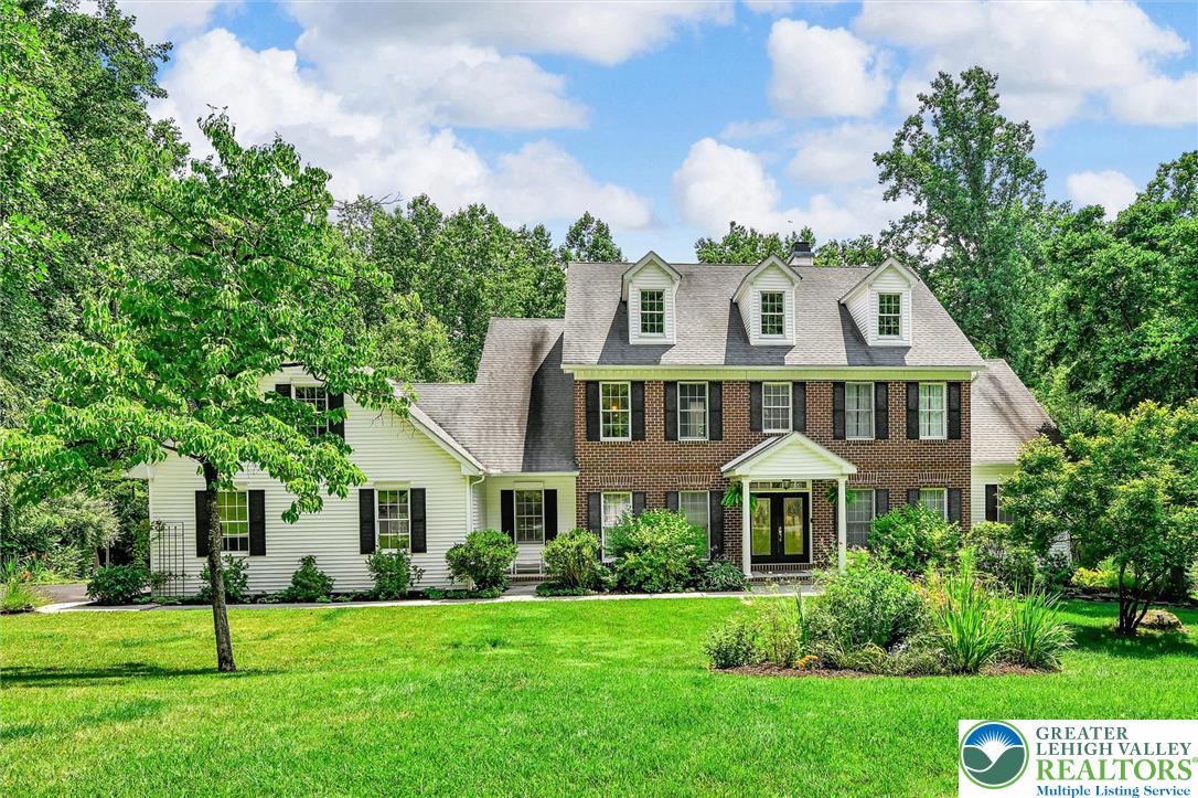 2475 Woodland Hills Court
