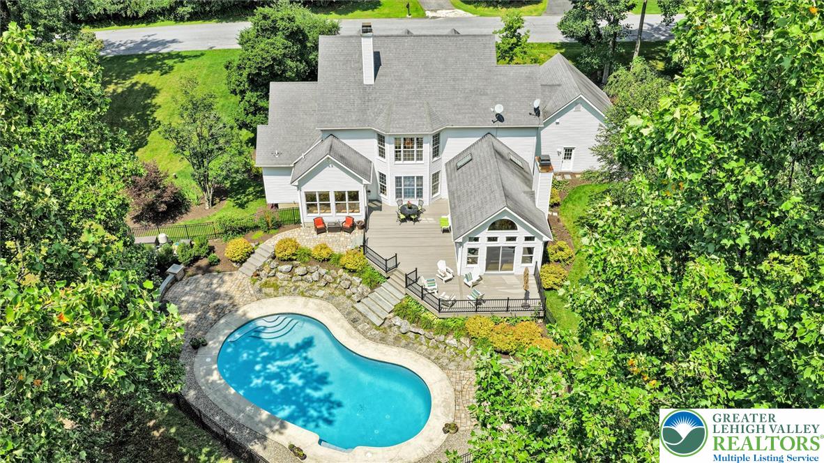 2475 Woodland Hills Court