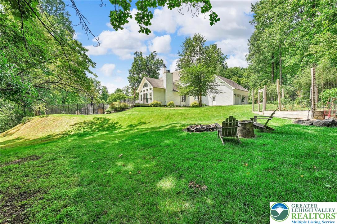 2475 Woodland Hills Court