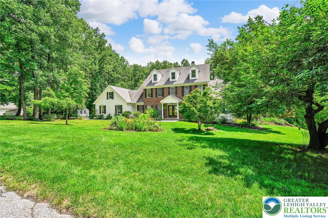 2475 Woodland Hills Court