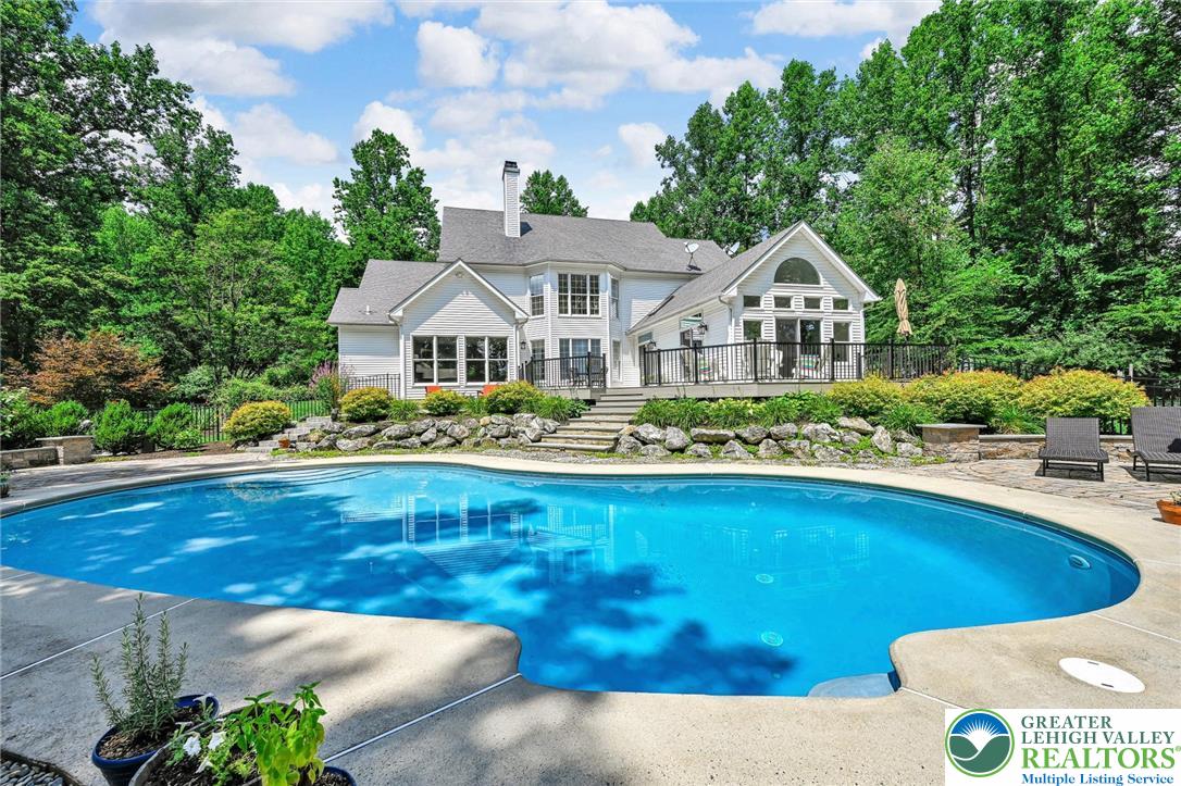 2475 Woodland Hills Court