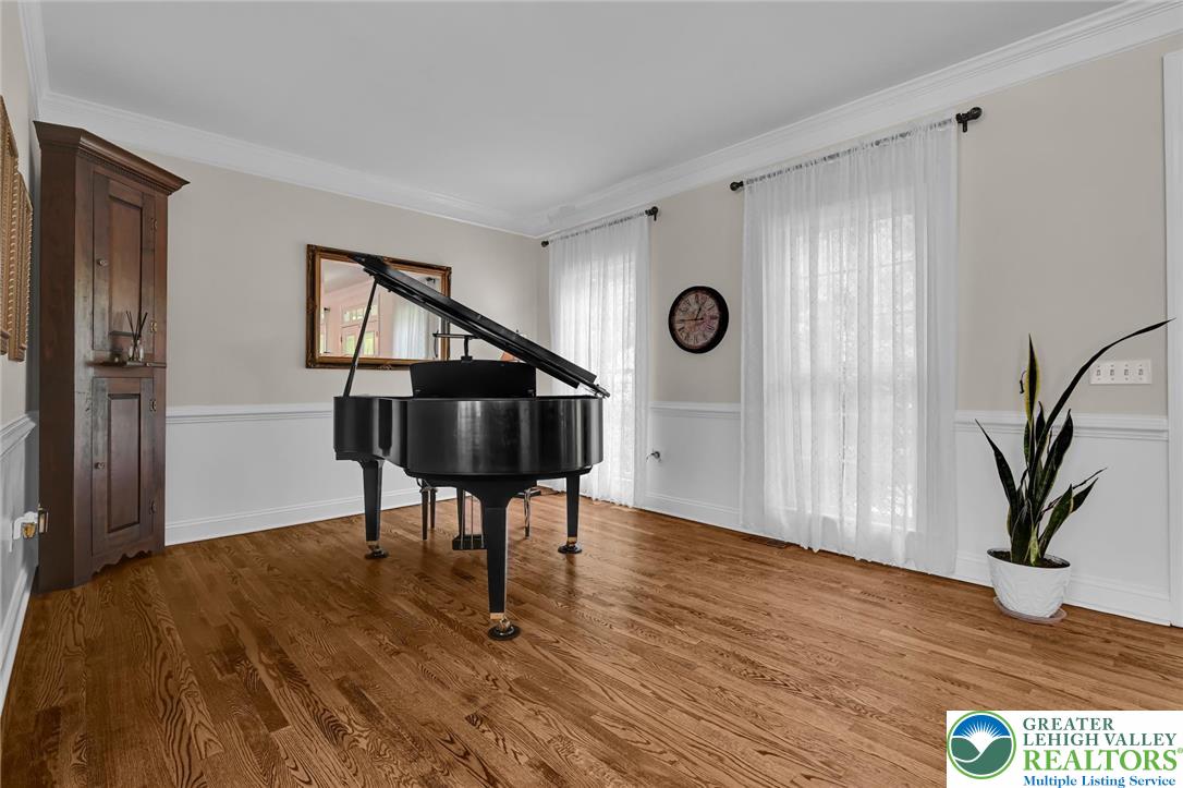 2475 Woodland Hills Court