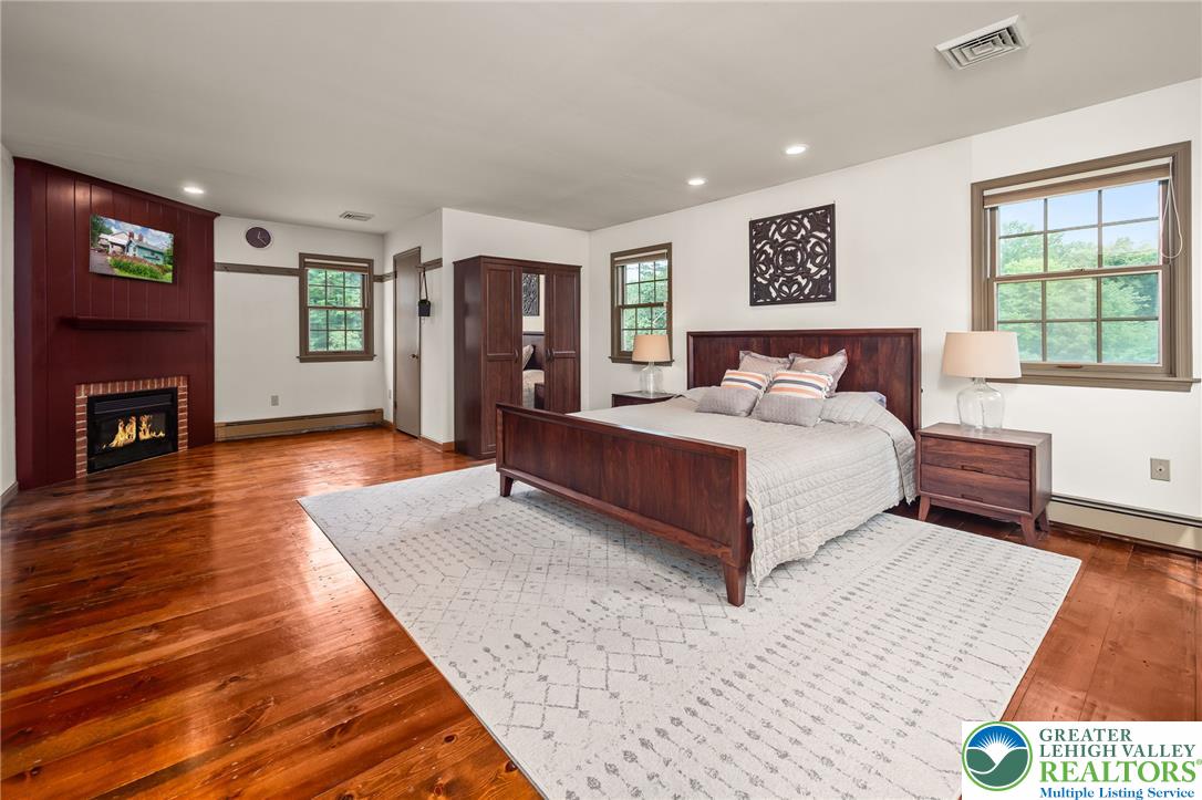 271 Wetzel Road