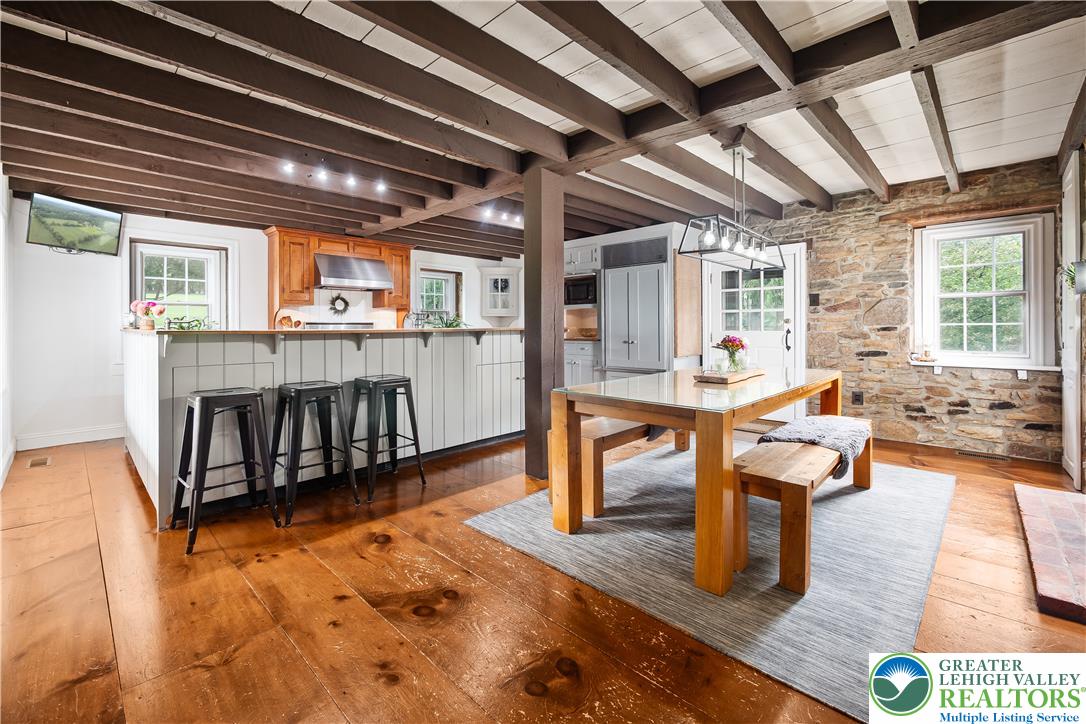 271 Wetzel Road