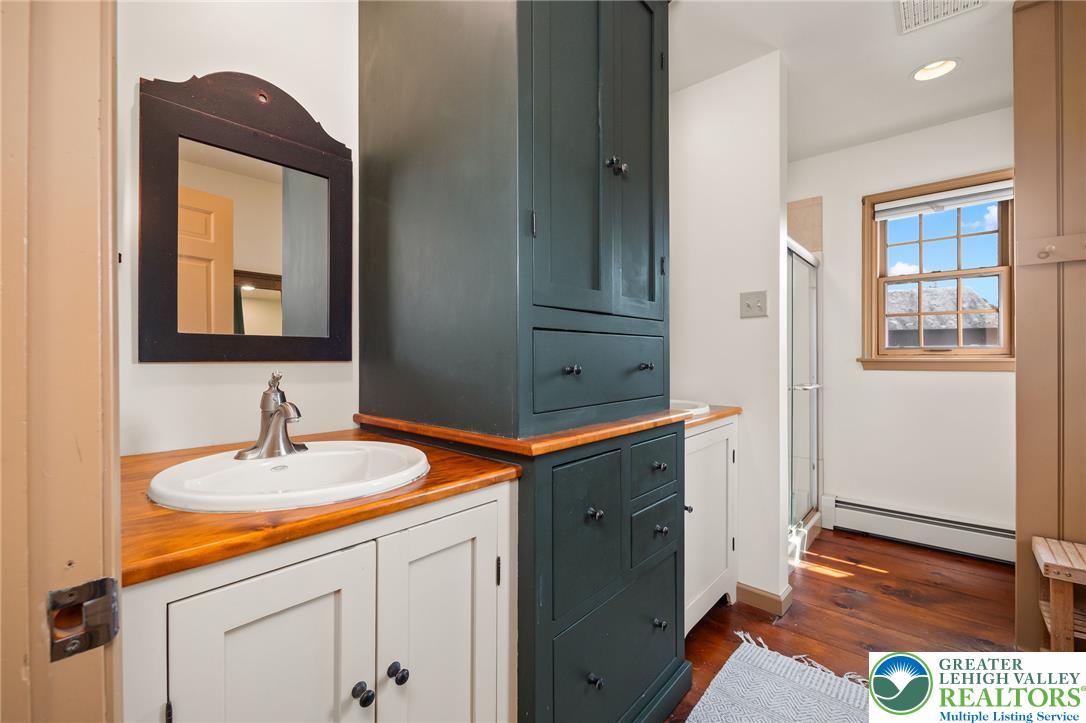 271 Wetzel Road