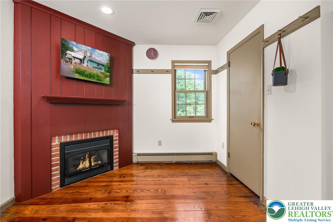 271 Wetzel Road
