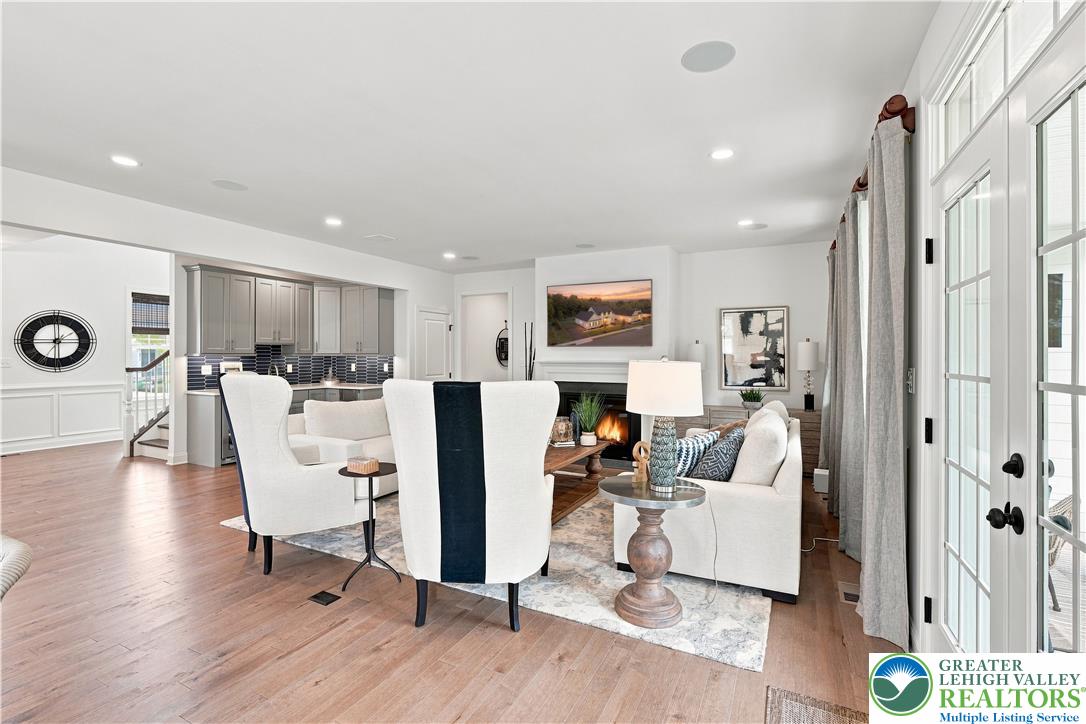 4421 Stonebridge Drive