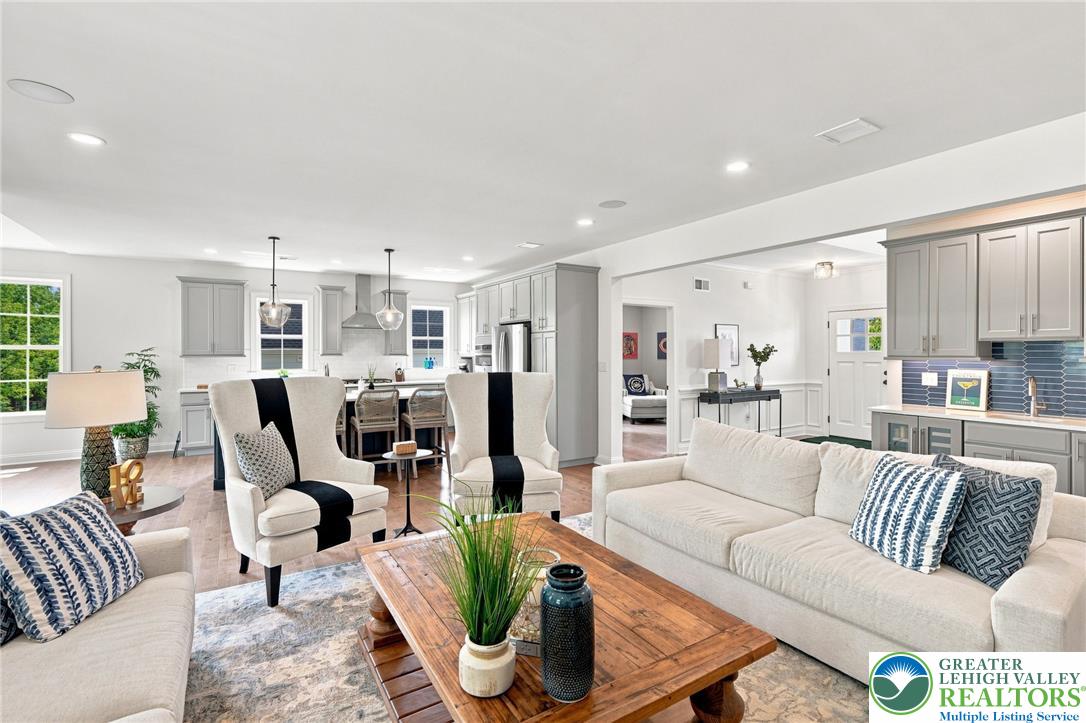 4421 Stonebridge Drive