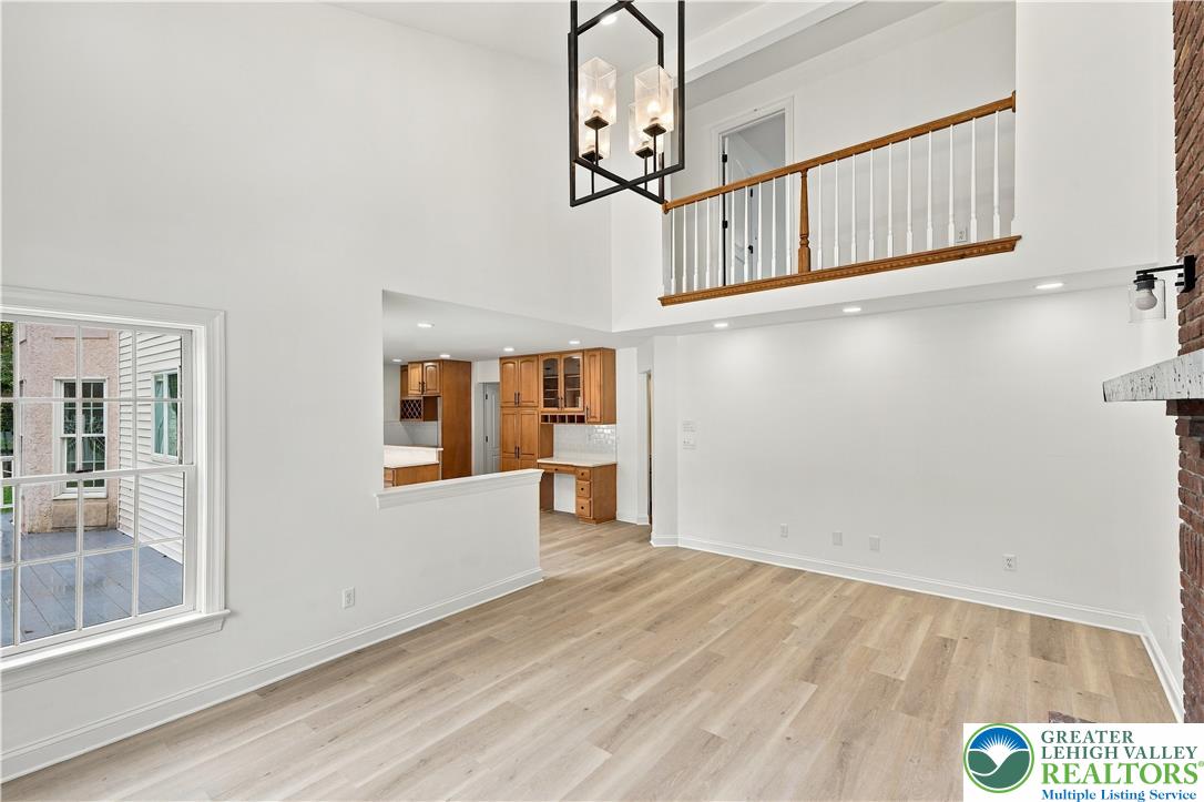 4 Schoolhouse Lane