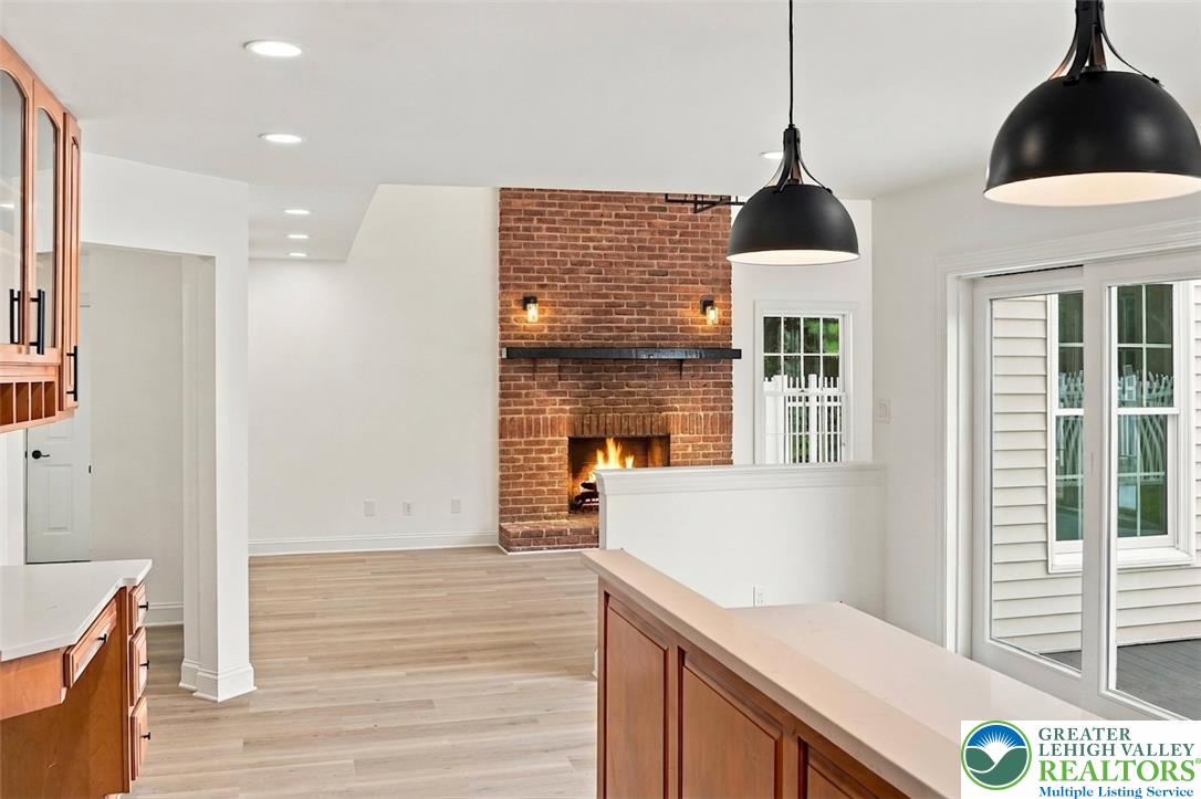 4 Schoolhouse Lane