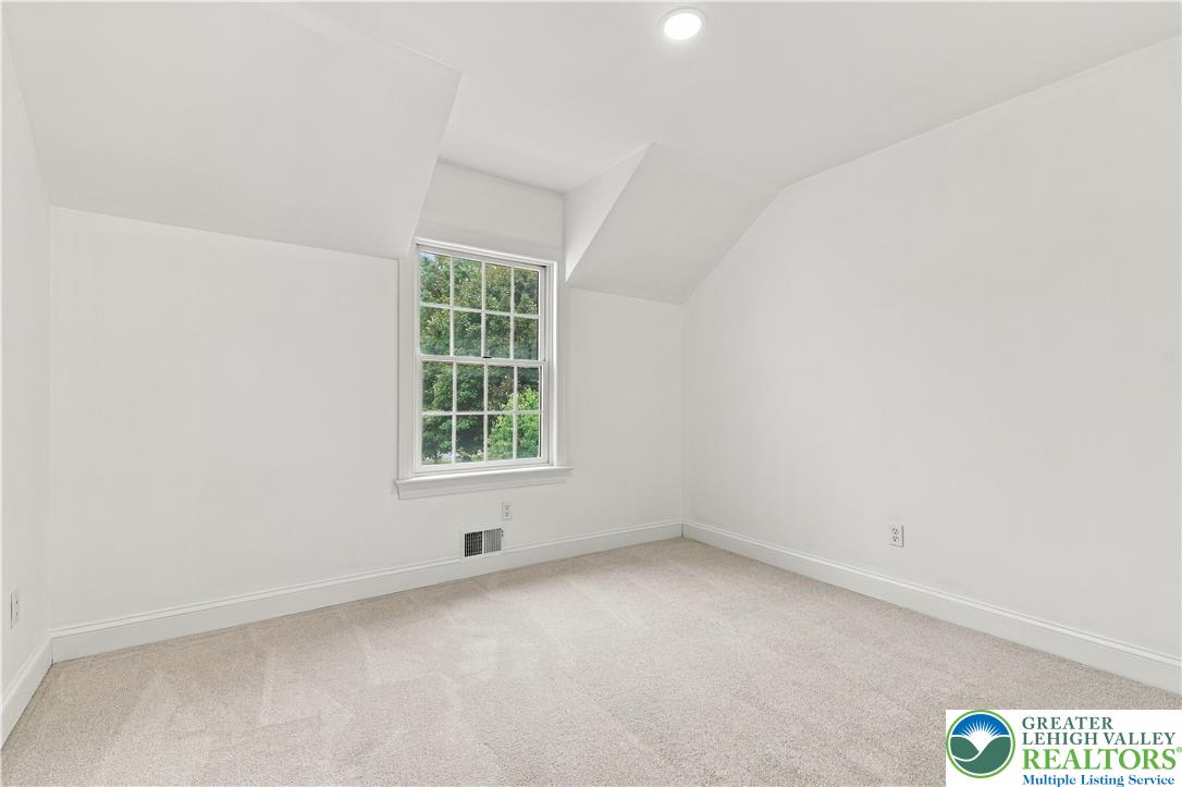 4 Schoolhouse Lane
