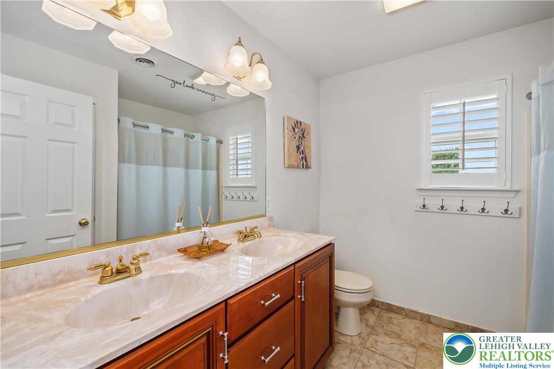 2305 Madeira Drive