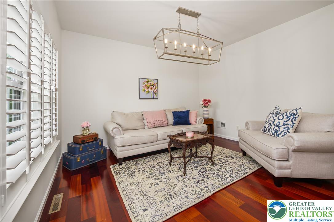 2305 Madeira Drive
