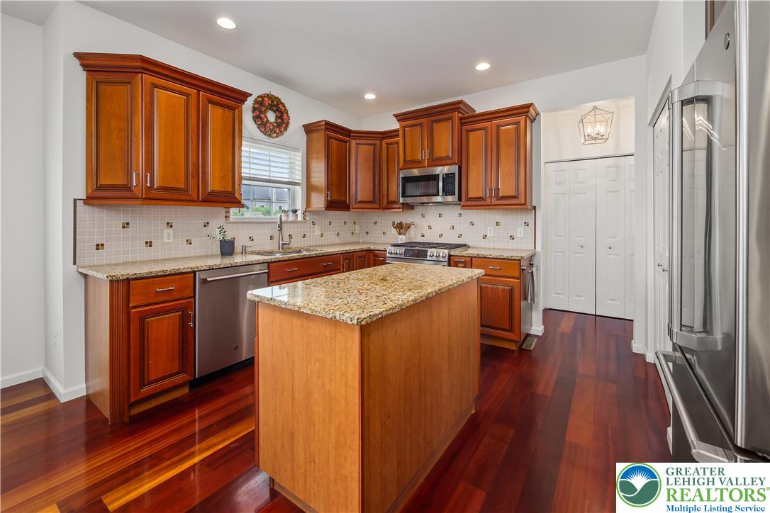 2305 Madeira Drive