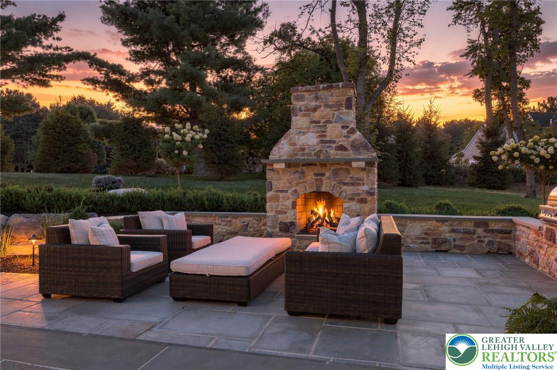 4369 Stonebridge Drive