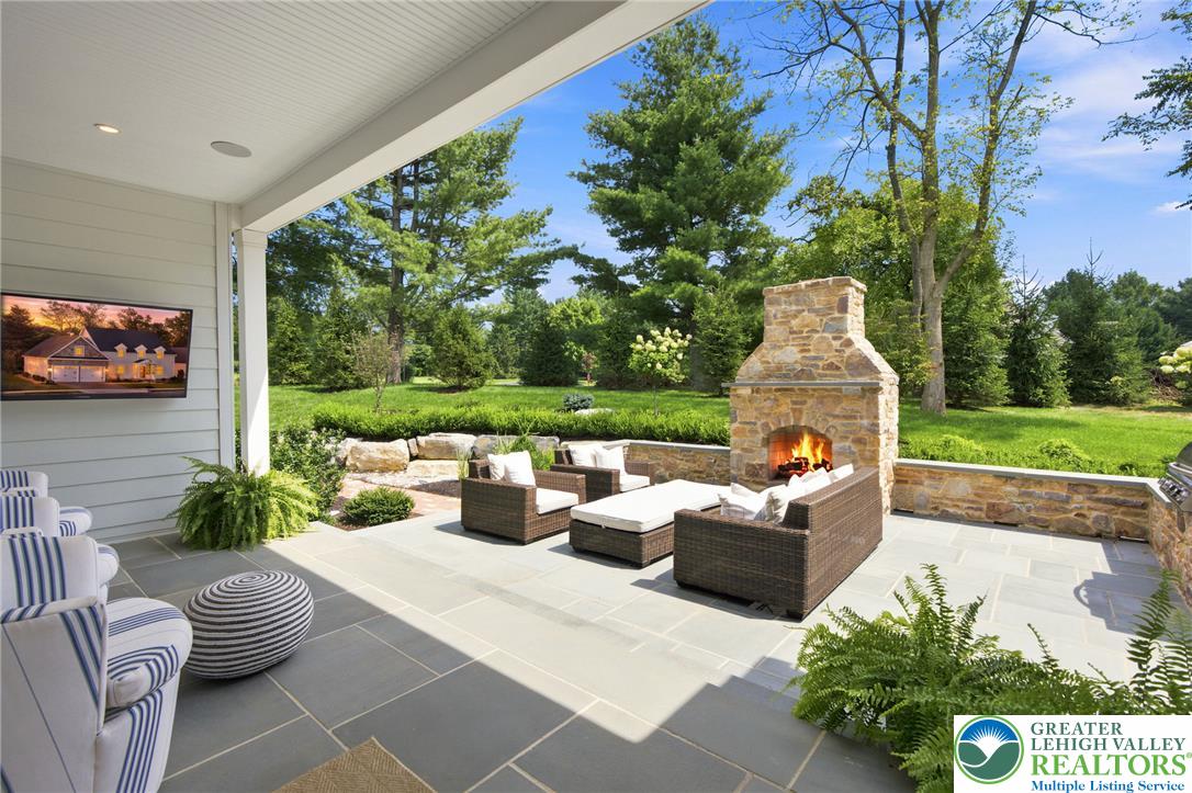 4369 Stonebridge Drive