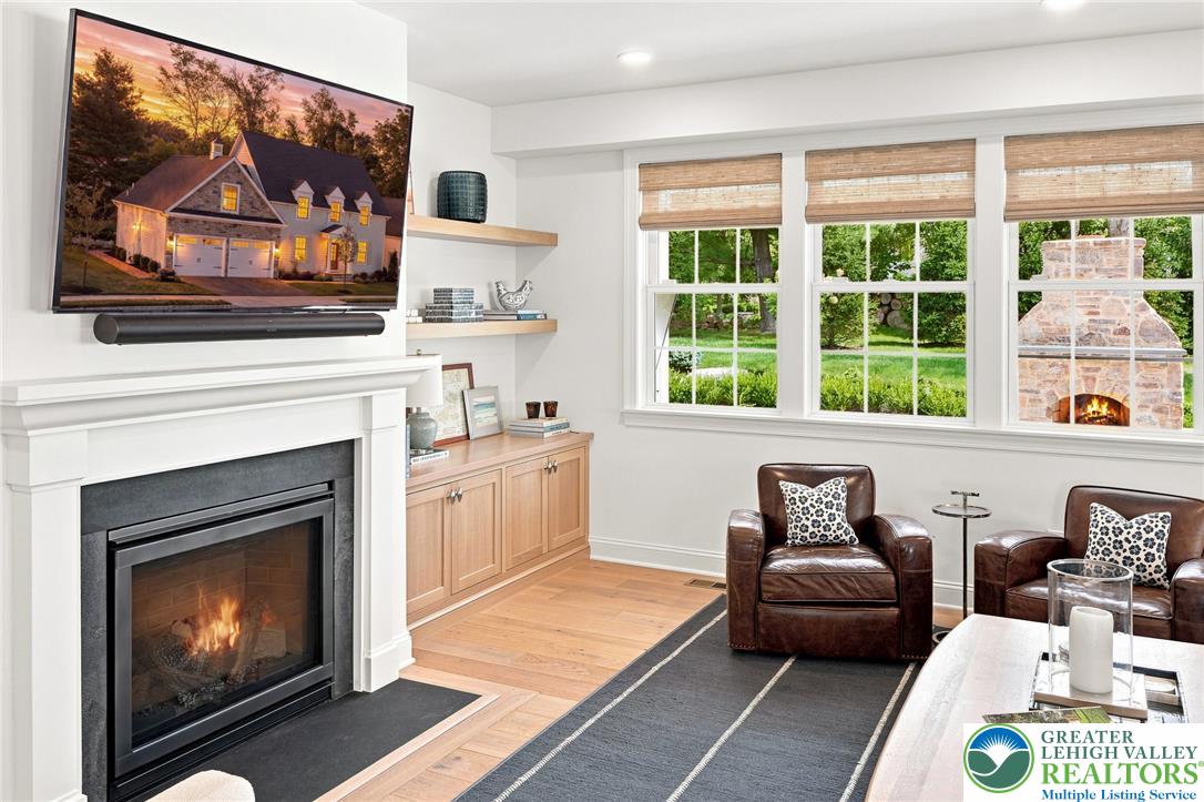 4369 Stonebridge Drive