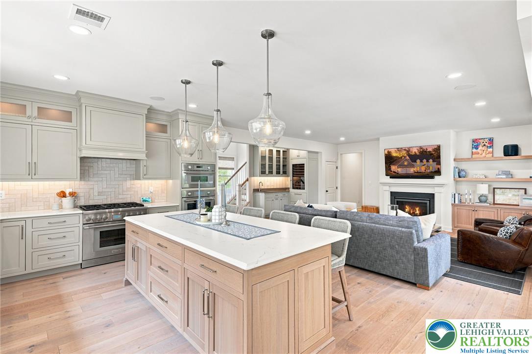4369 Stonebridge Drive