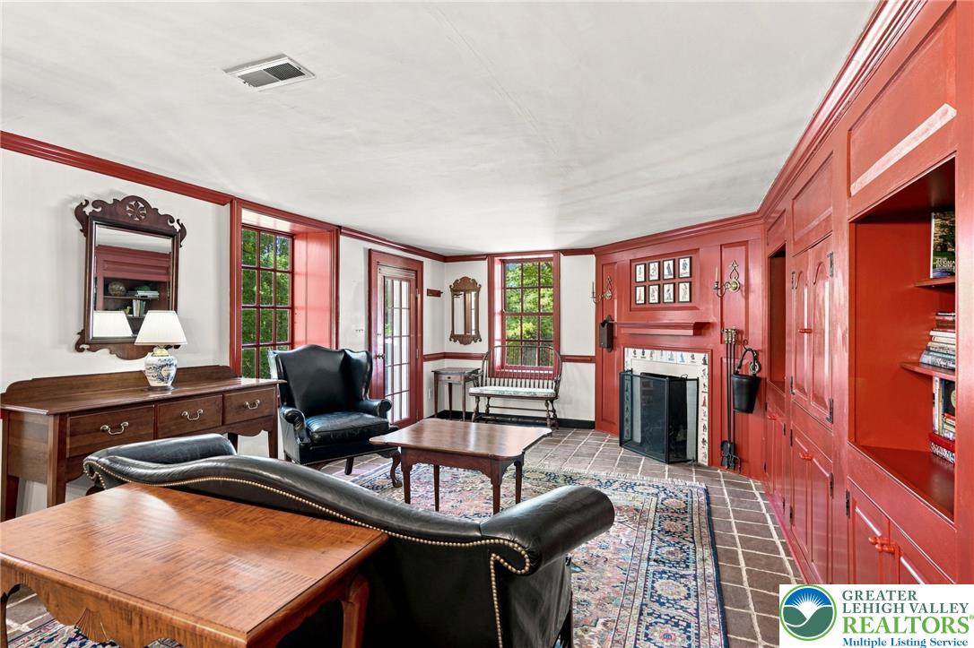 1108 South Barbara Drive