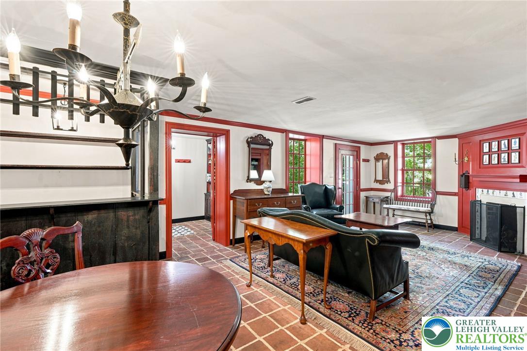 1108 South Barbara Drive