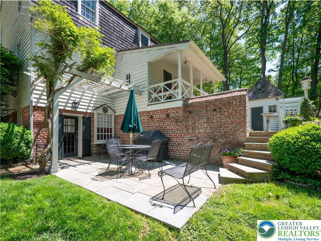 1108 South Barbara Drive
