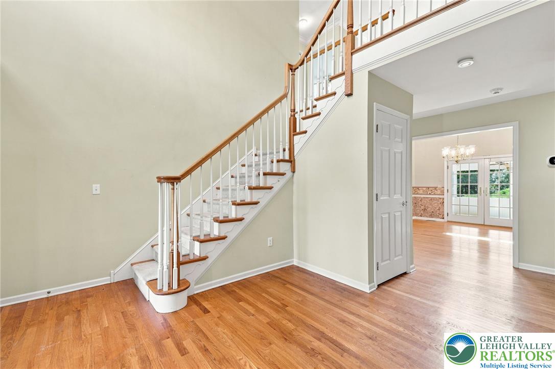 1572 Surrey Road